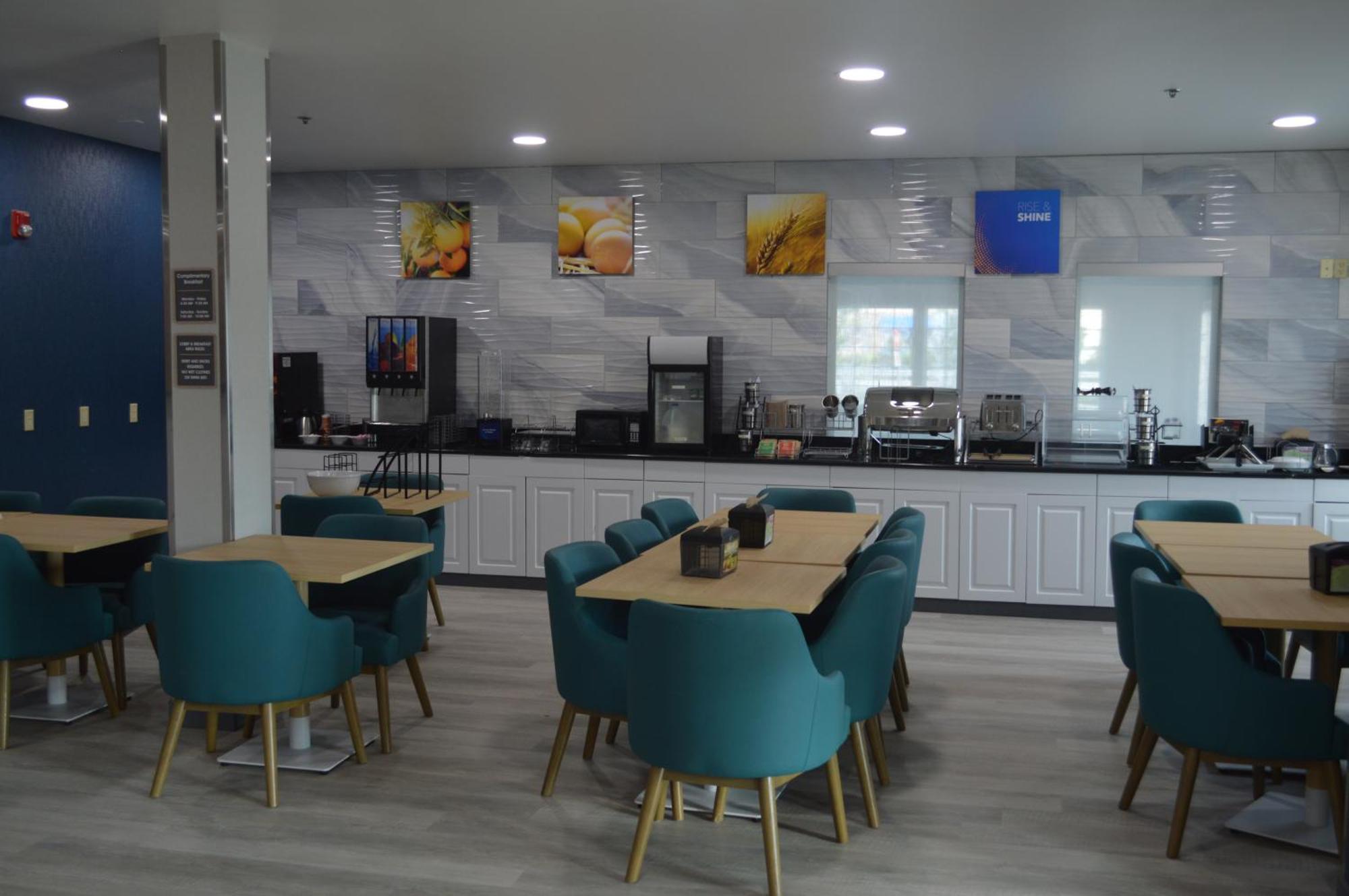 Comfort Inn & Suites Harrisburg-Hershey North Eksteriør bilde