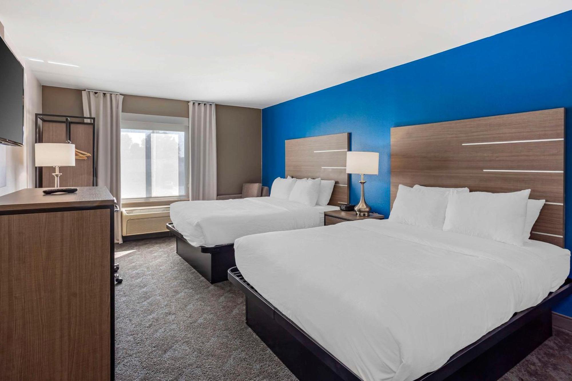 Comfort Inn & Suites Harrisburg-Hershey North Eksteriør bilde